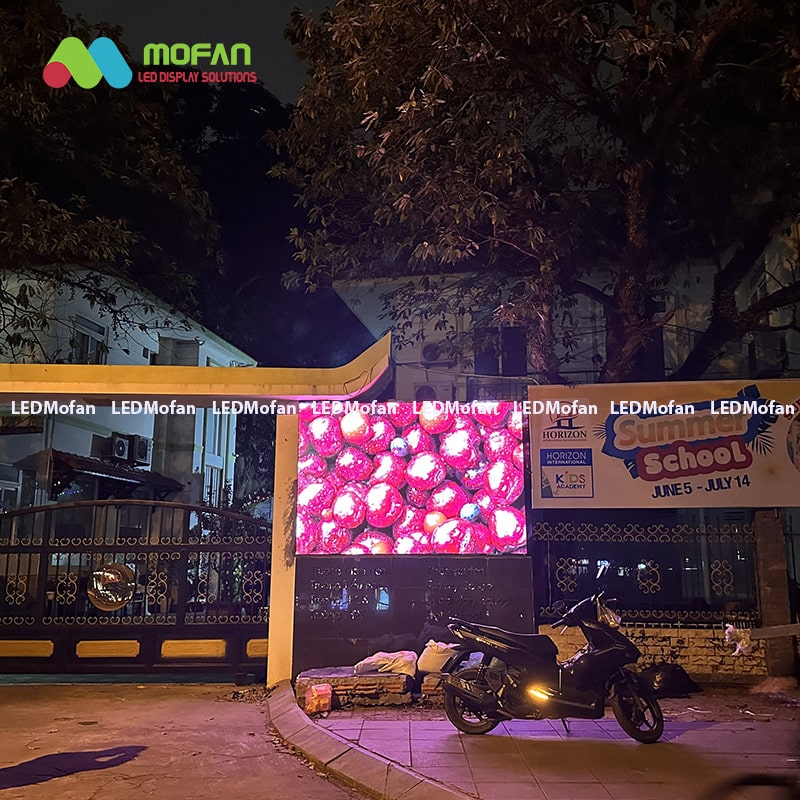 Man hinh LED ngoai troi trong cac chuong trinh truyen hinh ngoai troi
